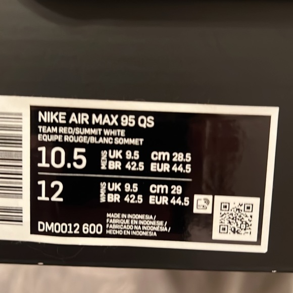 New Mens size 10.5 Nike Air Max 95 QS Limited Edition. - Picture 5 of 5